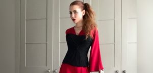 How to style a corset